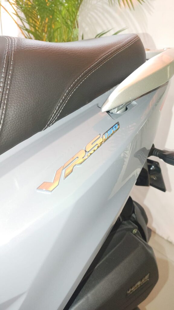 nipponia-vrs-150-lanzamineto-mivisa-motors-la-romana-higuey-emblema